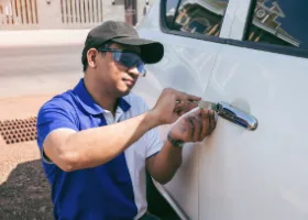 Car Locksmith in Kensington, CA